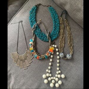 Bundle of misc accessories